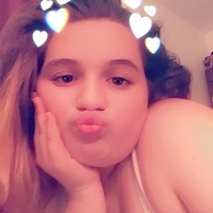 Meet your Posher, Adrianna